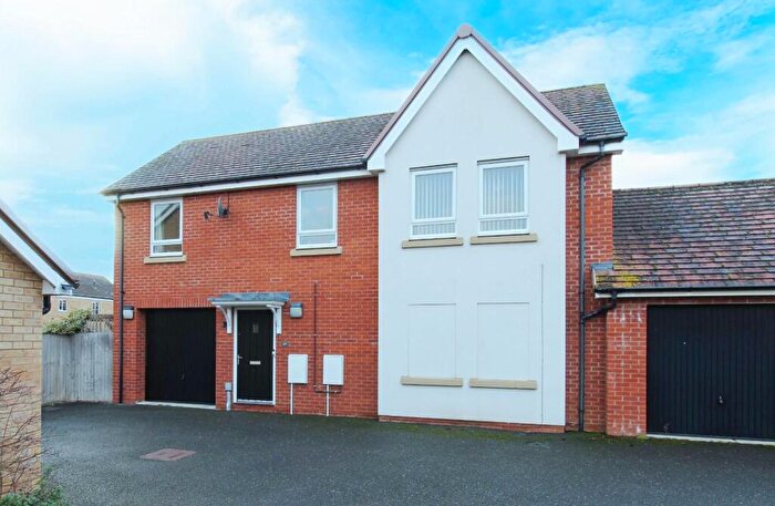 2 Bedroom House For Sale In Planets Way, Biggleswade, SG18