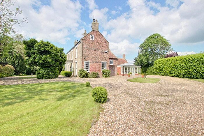 5 Bedroom Detached House For Sale In Back Lane, Burstwick, Hull, HU12