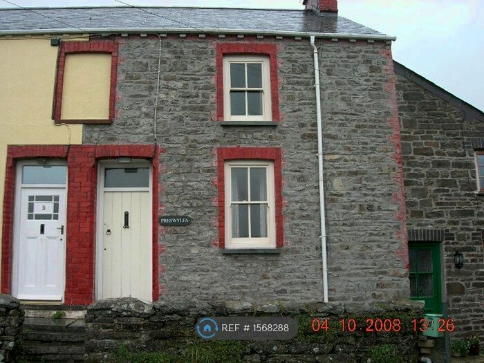 2 Bedroom Terraced House To Rent In Derlwyn, Llandysul, SA44