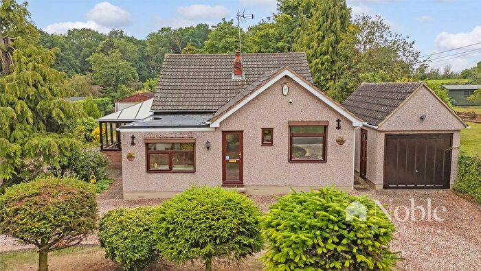 3 Bedroom Detached Bungalow For Sale In Foxes Grove, Hutton, CM13