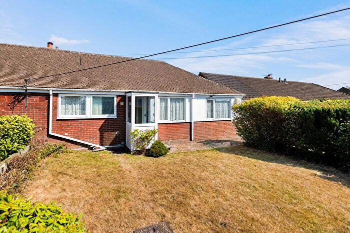 3 Bedroom Bungalow For Sale In Mill Lane, Hawkinge, Folkestone, CT18