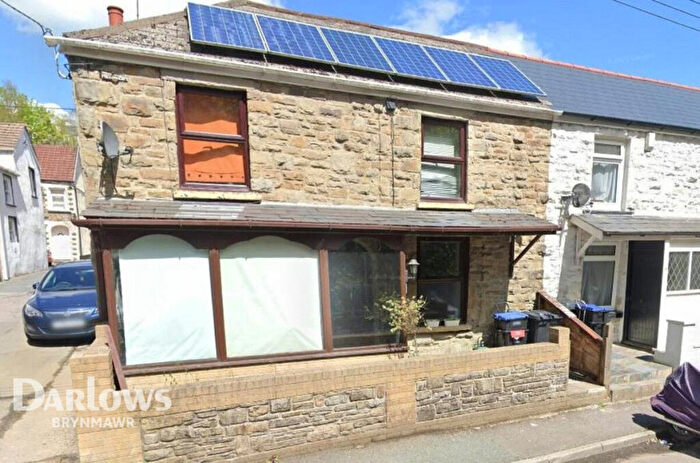 3 Bedroom End Of Terrace House For Sale In Bridge Street, Abertillery, NP13