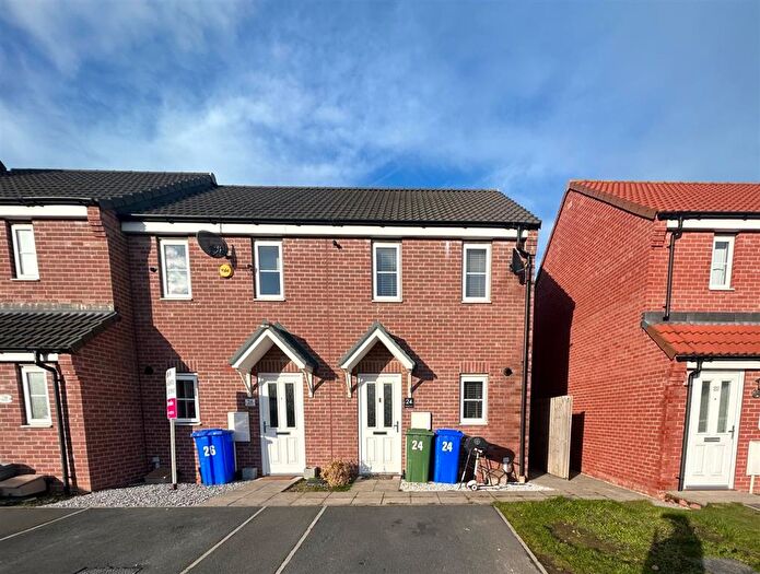 2 Bedroom End Of Terrace House To Rent In President Place, Harworth, Doncaster, DN11