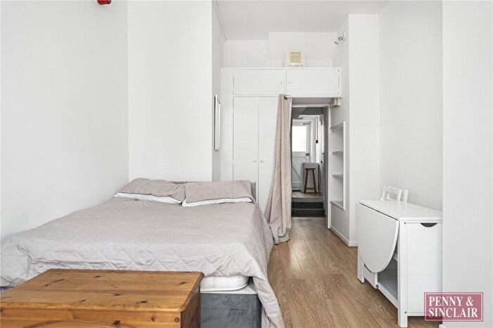 Apartment To Rent In North Parade, North Oxford, OX2