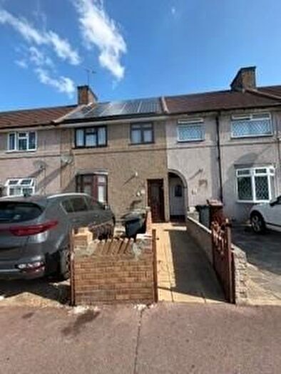3 Bedroom Terraced House To Rent In Broad Street, Dagenham, RM10