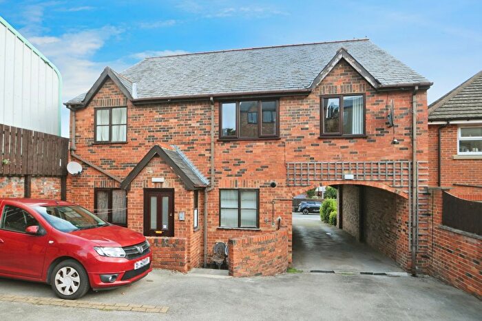 1 Bedroom Flat For Sale In Whincup Close, Knaresborough, North Yorkshire, HG5
