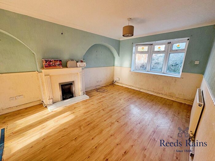 3 Bedroom Terraced House For Sale In Falkland Road, Hull, East Yorkshire, HU9