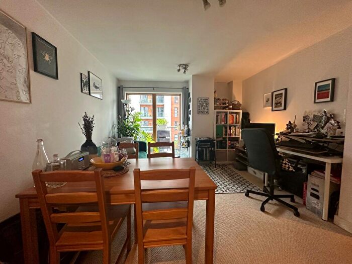 1 Bedroom Flat To Rent In Jefferson Place, Manchester, M4