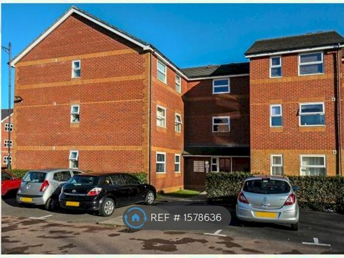 2 Bedroom Flat To Rent In Macmillan Way, London, SW17