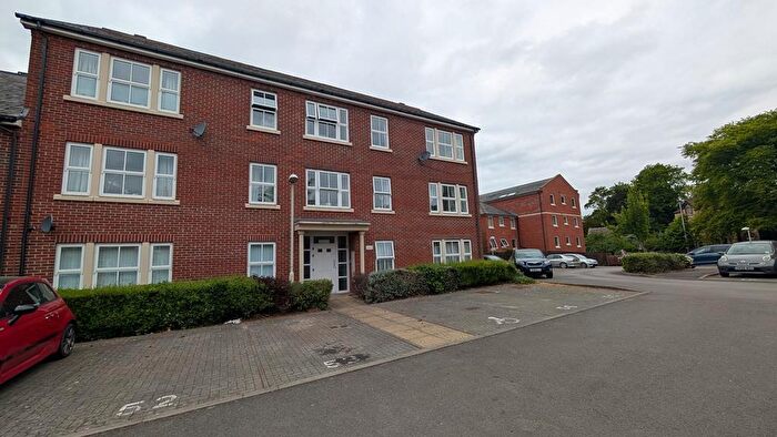 2 Bedroom Apartment To Rent In The Courtyard, London Road, GL1