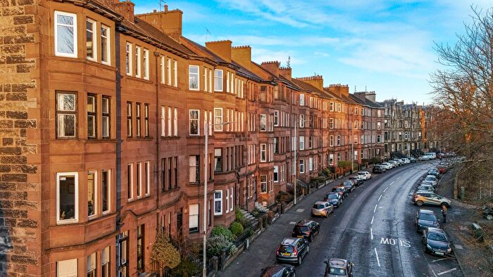 2 Bedroom Flat For Sale In Broomhill Drive, Broomhill, G11