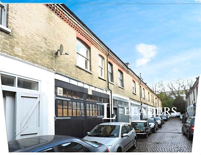 5 Bedroom House To Rent In Cambridge Grove, Hove, BN3