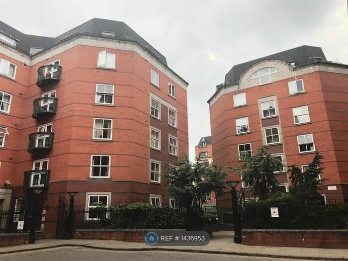 1 Bedroom Flat To Rent In Velvet Court, Manchester, M1
