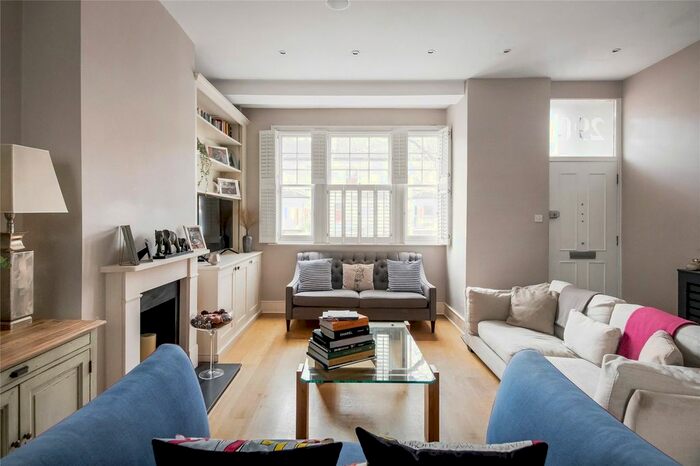 4 Bedroom Terraced House To Rent In Earlsfield Road, London, SW18