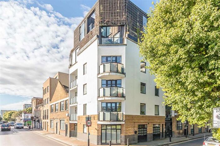2 Bedroom Flat To Rent In Florida Street, Bethnal Green, E2