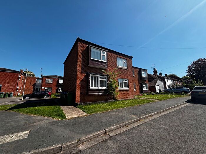 2 Bedroom Flat To Rent In Clay Lane, Wendover, Aylesbury, HP22