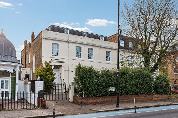 1 Bedroom Flat To Rent In Clapham High Street, London, SW4