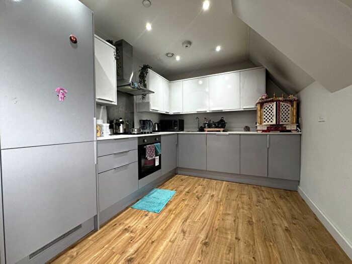 2 Bedroom Flat To Rent In Calverley Road, Tunbridge Wells, TN1
