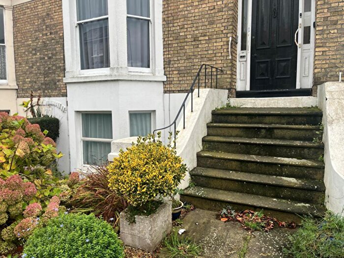 1 Bedroom Flat To Rent In Flat, Maison Dieu Road, Dover, CT16