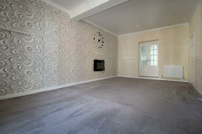 3 Bedroom Terraced House To Rent In Whitting Street, Porth, CF39