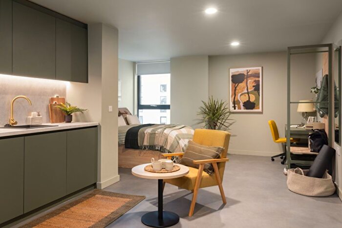 Studio To Rent In Central Road, Leeds, LS1