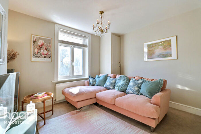 2 Bedroom Terraced House For Sale In Bower Place, Maidstone, ME16