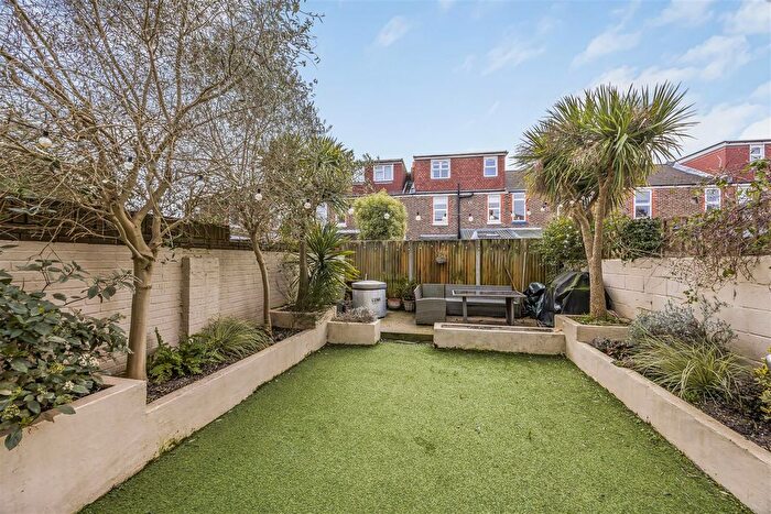 3 Bedroom Terraced House For Sale In Empshott Road, Southsea, PO4