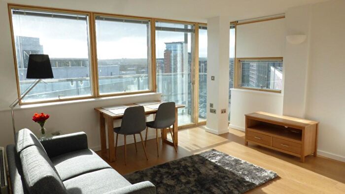 2 Bedroom Flat To Rent In Wellington Street, Leeds, West Yorkshire, LS1