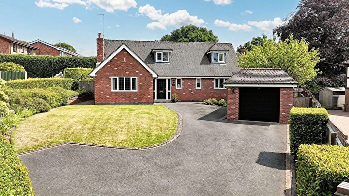 4 Bedroom Detached Bungalow For Sale In School Lane, Stoke-On-Trent, ST3