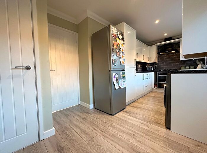 3 Bedroom Terraced House For Sale In Dryden Avenue, Portsmouth, PO6
