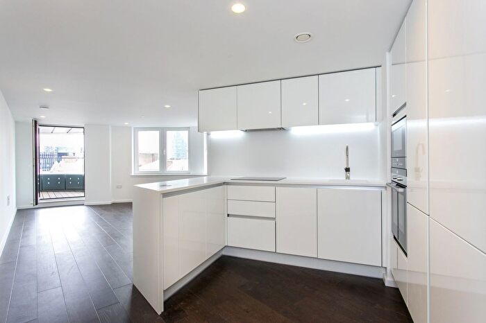 2 Bedroom Flat To Rent In Eagle Point, City Road, London, EC1V