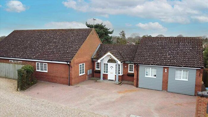 6 Bedroom Bungalow For Sale In Yewtree Grove, Kesgrave, IP5