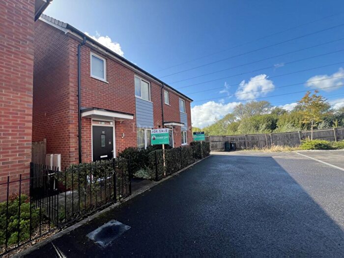 3 Bedroom Semi Detached House For Sale In Spencer Way, Newport., NP19