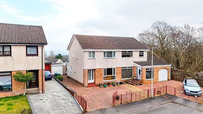 3 Bedroom Semi Detached House For Sale In Macdairmid Drive, Hamilton, ML3