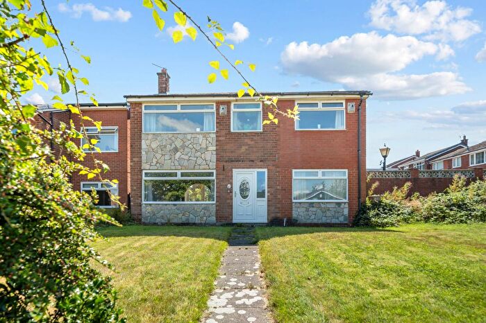 4 Bedroom Detached House For Sale In Hornsey Grove, Wigan, WN3
