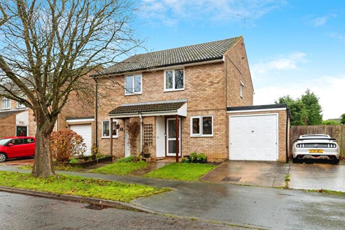 2 Bedroom Semi Detached House For Sale In Lords Wood, Welwyn Garden City, AL7