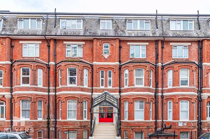 2 Bedroom Flat To Rent In Grand Marine Court, Durley Gardens, Bournemouth, BH2