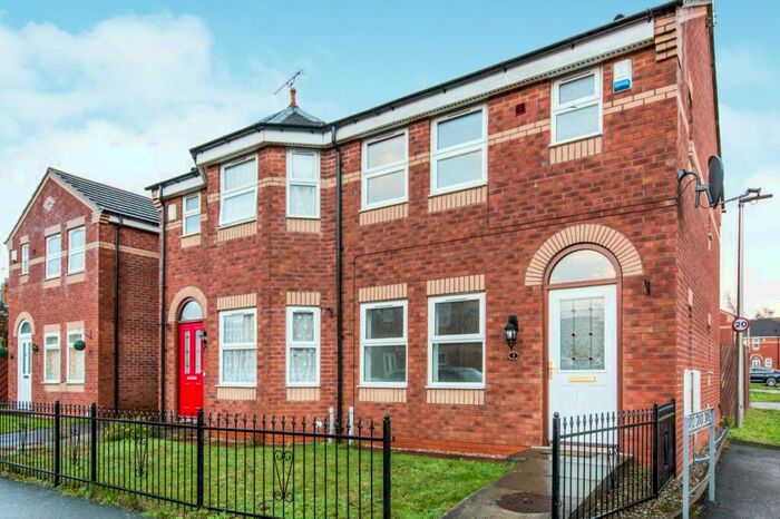 3 Bedroom Semi-Detached House To Rent In Barker Street, Crewe, CW2