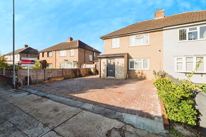 3 Bedroom Semi-Detached House For Sale In Dunster Close, Romford, Essex, RM5