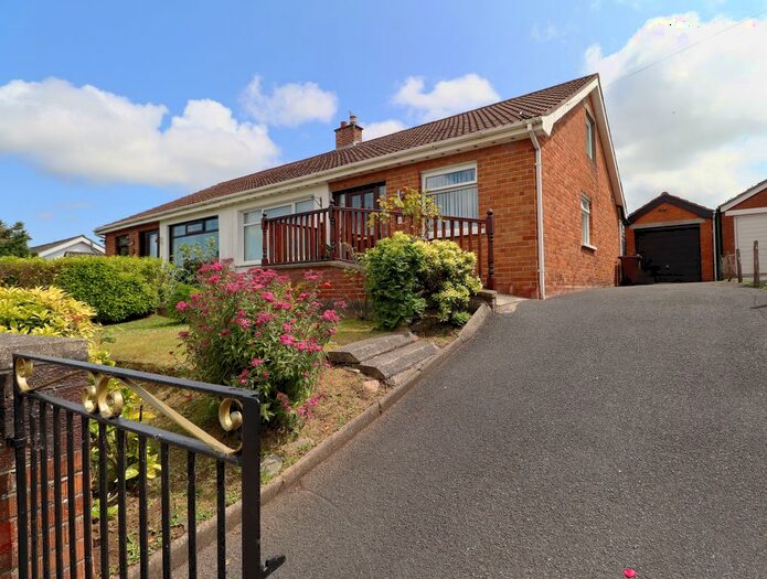 3 Bedroom Semi-Detached Bungalow For Sale In Ferndene Gardens, Dundonald, Belfast, County Antrim, BT16