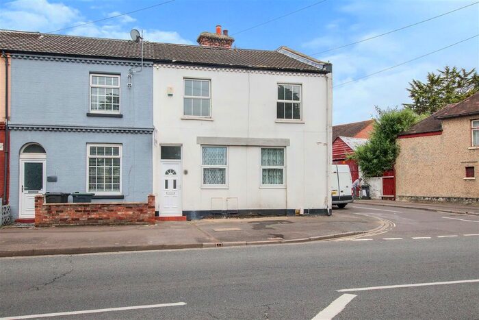 3 Bedroom Maisonette To Rent In Forton Road, Gosport, PO12