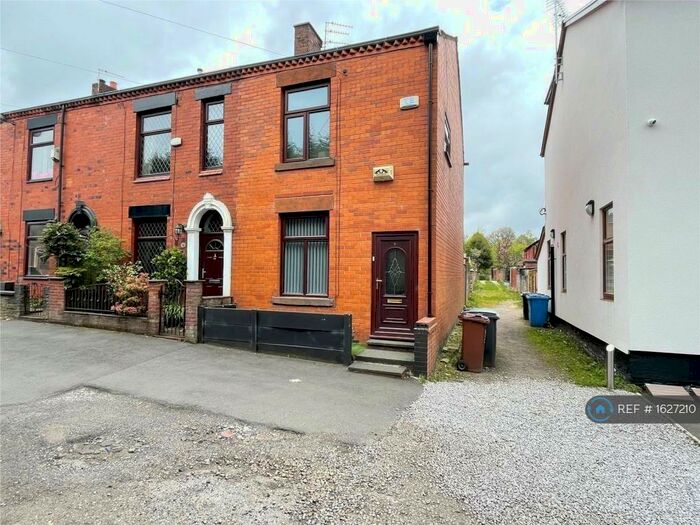 2 Bedroom End Of Terrace House To Rent In Beard Street, Royton, Oldham, OL2