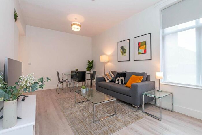 1 Bedroom Apartment To Rent In Caspar House, Charlotte Street, Birmingham, B3