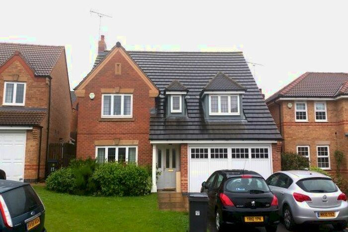 4 Bedroom Detached House To Rent In Oxclose Park Gardens, Sheffield, S20