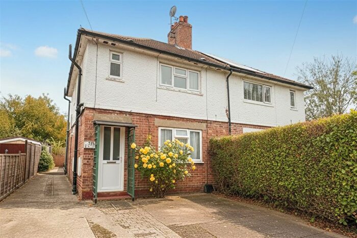 1 Bedroom Flat To Rent In Meadow Lane, OX4