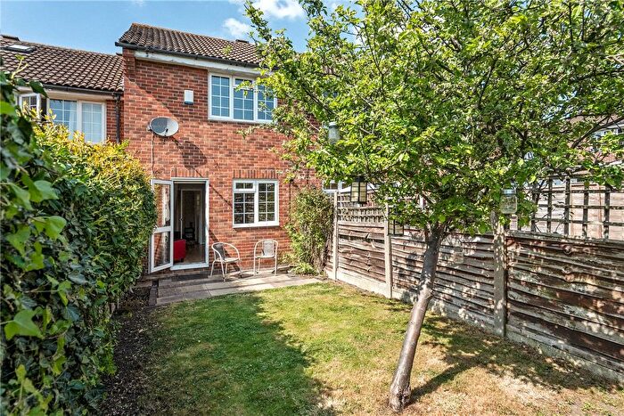 2 Bedroom Terraced House For Sale In St. Benets Close, London, SW17