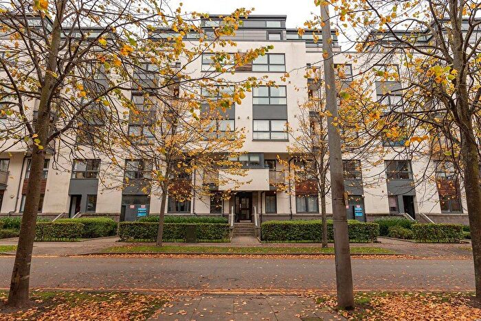 1 Bedroom Flat To Rent In Waterfront Park, Edinburgh, EH5