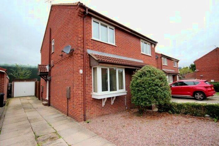2 Bedroom Semi-Detached House To Rent In Broadstone Way, York, YO30