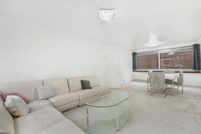 2 Bedroom Apartment To Rent In Barrie House, St Johns Wood, London, NW8