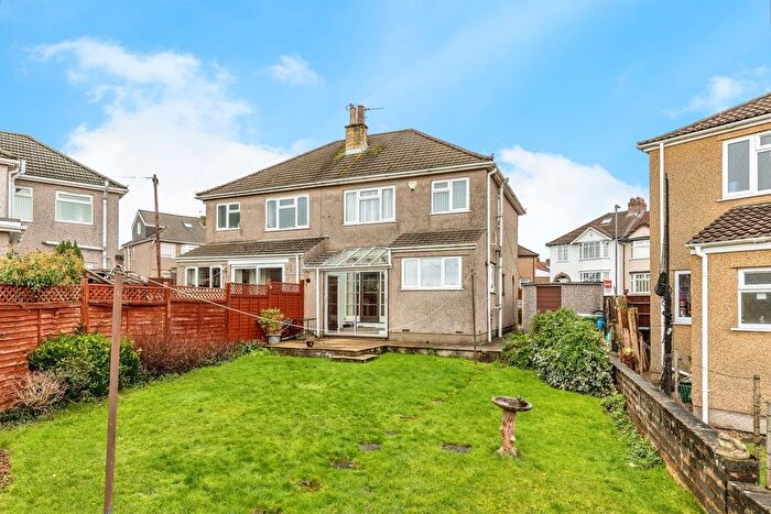 3 Bedroom Semi-Detached House For Sale In Footshill Road, Bristol, BS15